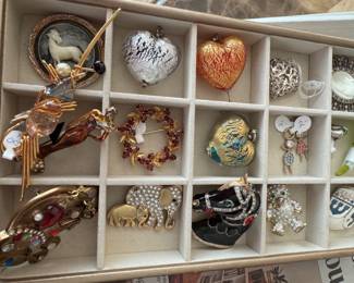 Pins and pendants
