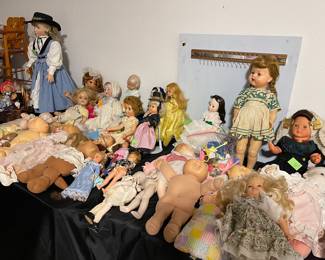 Cabbage Patch & other vintage dolls