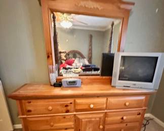 Bassett mirrored dresser.