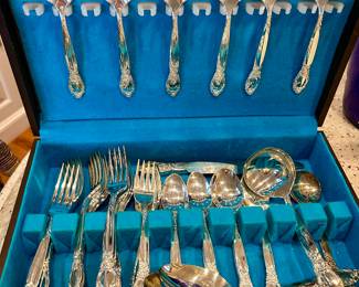 Oneida silverplate flatware