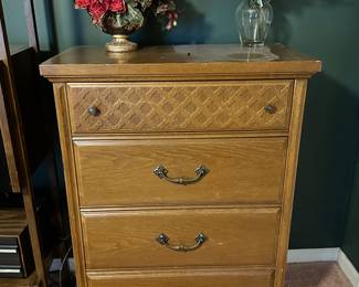 Bassett four drawer chest.