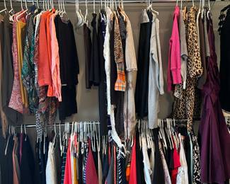 Ladies clothing (small sizes)