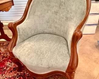 Balloon Back Parlor Chair 27"W x 37"H x 28"