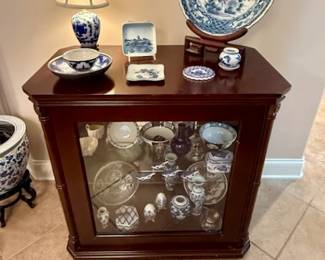 Small Curio Cabinet 31.5W x 32"H x 18D