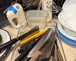 Assortment of Kitchen Knives, Corelle "Old Town Blue" Dishes