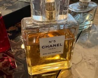 Chanel No 5 Paris Eau De Parfum Spray