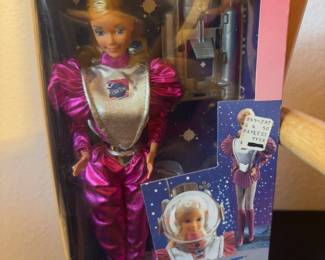 1985 Mattel Astronaut Barbin in Box