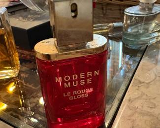 Estee Lauder Modern Muse Le Rouge Gloss Spray