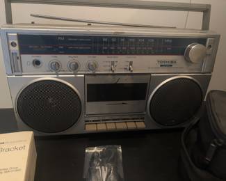 Toshiba Stereo/Radio/Cassette Recorder– RT-80S