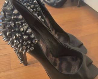 Sam Edelman Roza Spiked Black Leather Pumps