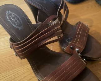 Tod's Brown Leather High Heels