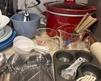 Pyrex 2 Cup Measuring Cup, Pyrex 1 Cup Measuring Cup, Crock Pot Red Slow Cooker, Hand Crank Egg Beater