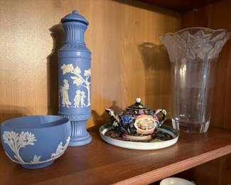 Wedgewood Blue Jasperware Sugar Bowl, Avon Avonshire Blue Perfume Bottle, Chinese Famille Black Porcelain Teapot & Tray