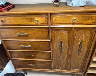 Mid Century Modern Heritage Dresser