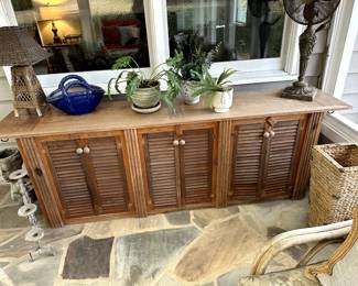 069- Outdoor Console Table 88x18.5