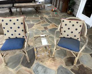 065 - Pair of chairs with table and Navy cushions
