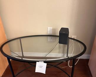 Oval coffee table