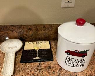 Christmas Cookie Jar. Spoon rest.