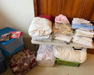 LINENS & BEDDING