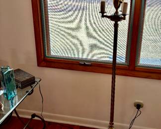 FLOOR LAMPS