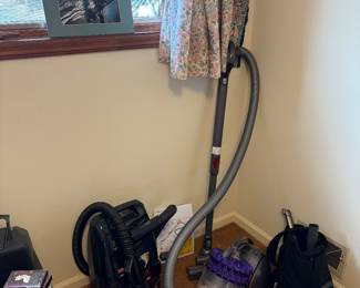 HOUSEHOLD APPLIANCES