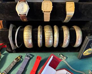 FASHION JEWELRY