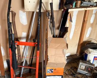 HAND TRUCK