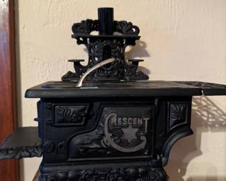 Vintage Greycraft Child's Cast Iron stove - new in box