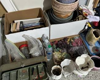 Tins, Planters, Misc Decor