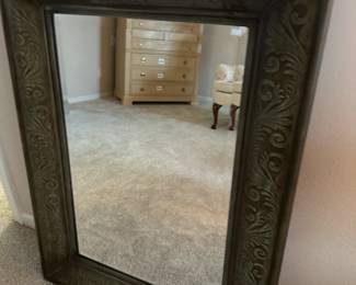  Mirror