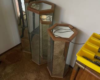 3 mirrored sculpture stands 