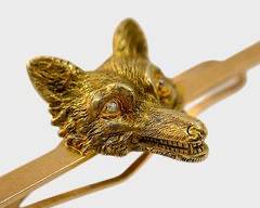 14K Diamond Wolf Pin