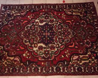 I would like to sell the rugs PRIOR to the sale. CALL ME. 386-405-1867