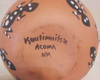 Native American Acoma Vase Signed KUUTIMAITSA