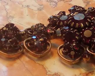 Hobe Victorian Garnet brooch