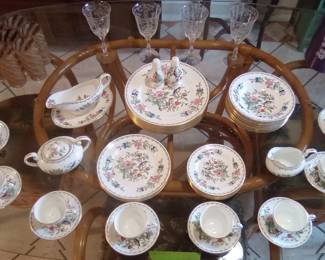 Aynsley Pembroke STILL SELLING WELL ONLINE AND AT AUCTION.