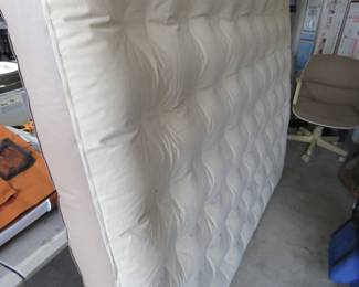 Inflatable Queen Mattress