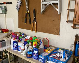 Cleaning supplies 