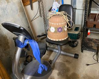 Retro lamp & exercise bike 