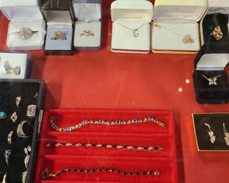 Assorted Gold jewelry 
