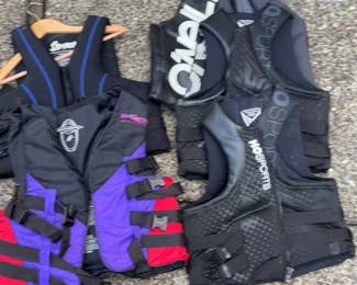 HO Sports ONeill  Sterns Life Vests