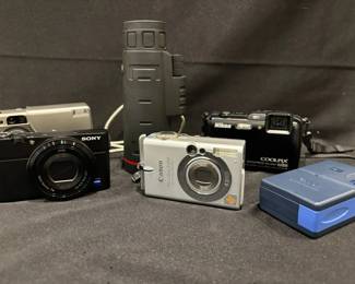 Sony Canon And Nikon Digital Camers