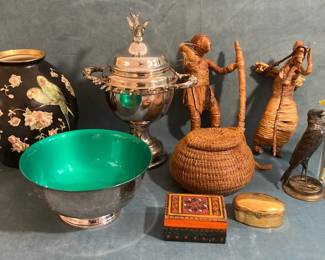 Handwoven Basket Gibson Sons Bird Vase Silver Plated Sugar Bowl with Spoon Holders