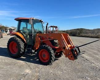 KUBOTA M6060 4X4 TRACTOR AND LOADER