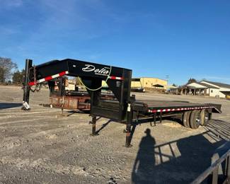 GOOSENECK TRAILER