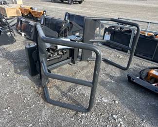 SKID STEER BALE SQUEEZE GRAPPLE