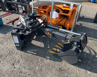 SKID STEER BACKHOE ATTACHMENT