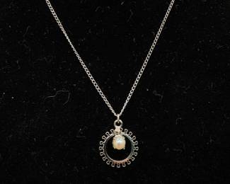 Mid Century Lady Ellen Sterling Silver Chain w/ Cultured Pearl Pendant