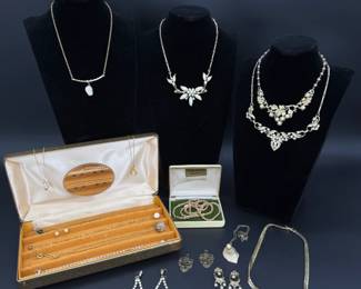 Mid Century Vintage Gold Tone Costume & Fashion Jewelry - Coro