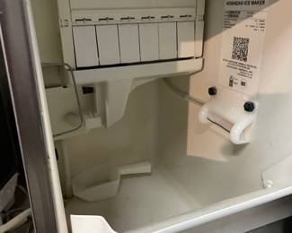 $600 -- Hoshizaki Ice Maker AM-50BAJ MFG2019